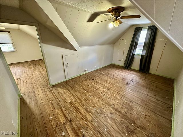 33012 Lake Shore Boulevard, Willowick, OH 44095