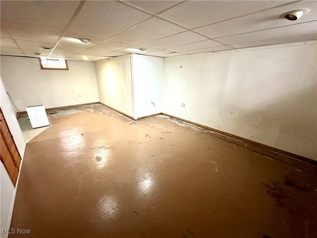 33012 Lake Shore Boulevard, Willowick, OH 44095