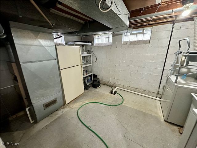 33012 Lake Shore Boulevard, Willowick, OH 44095