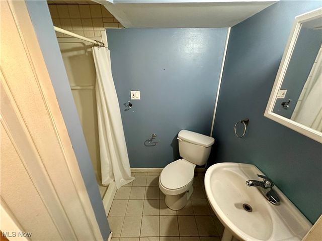 33012 Lake Shore Boulevard, Willowick, OH 44095