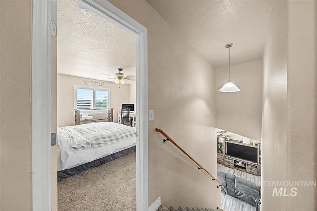 1574 S Glasgow, Nampa, ID 83686