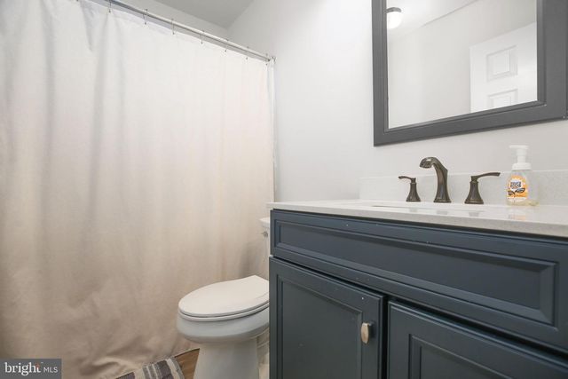 132 JEFFERSON AVE, Locust Grove, VA 22508
