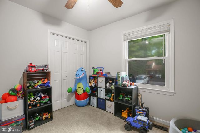 132 JEFFERSON AVE, Locust Grove, VA 22508