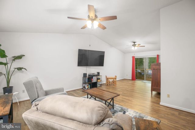 132 JEFFERSON AVE, Locust Grove, VA 22508