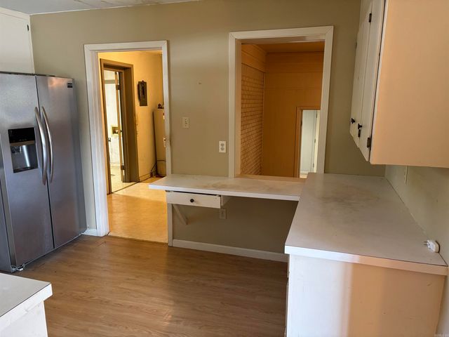 906 W Louisiana Street, Beebe, AR 72012