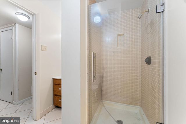 9 SNUG HILL CT, Potomac, MD 20854