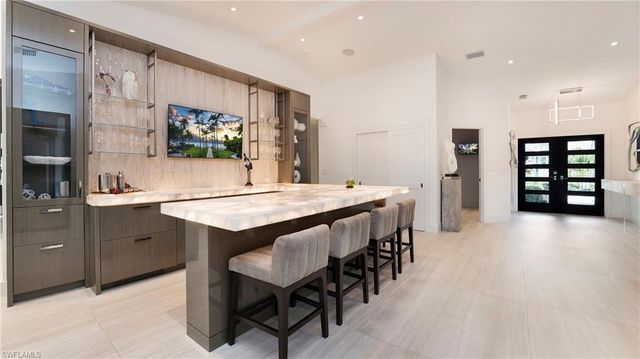 1650 Mullet CT, Naples, FL 34102