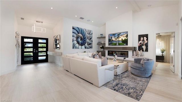 1650 Mullet CT, Naples, FL 34102