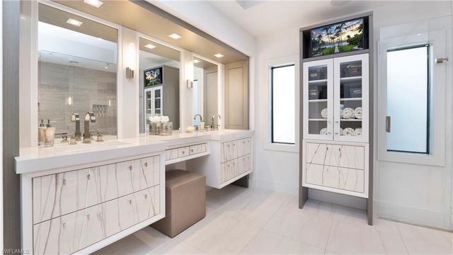 1650 Mullet CT, Naples, FL 34102