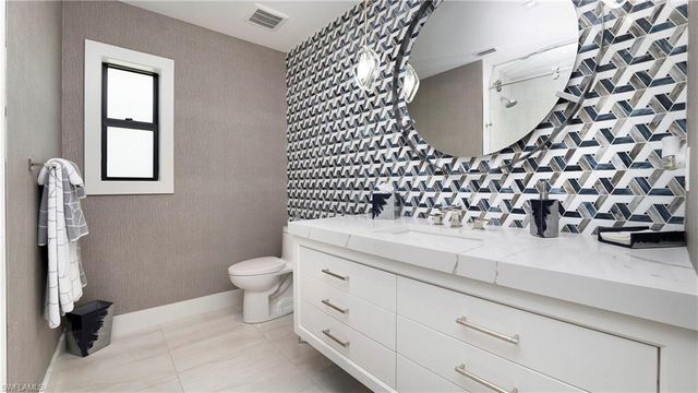 1650 Mullet CT, Naples, FL 34102