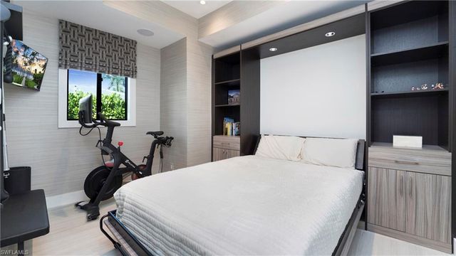 1650 Mullet CT, Naples, FL 34102