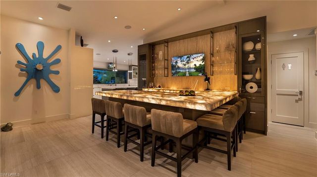 1650 Mullet CT, Naples, FL 34102