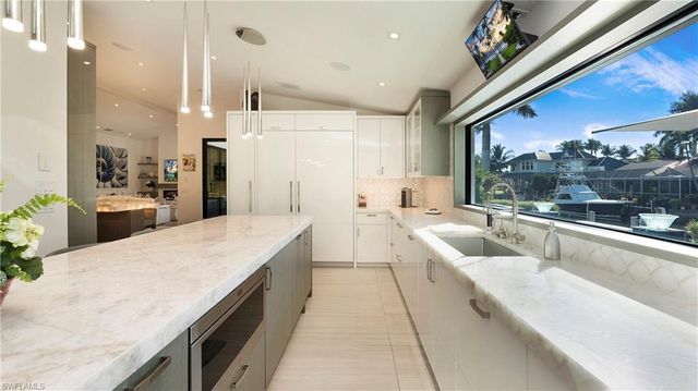 1650 Mullet CT, Naples, FL 34102