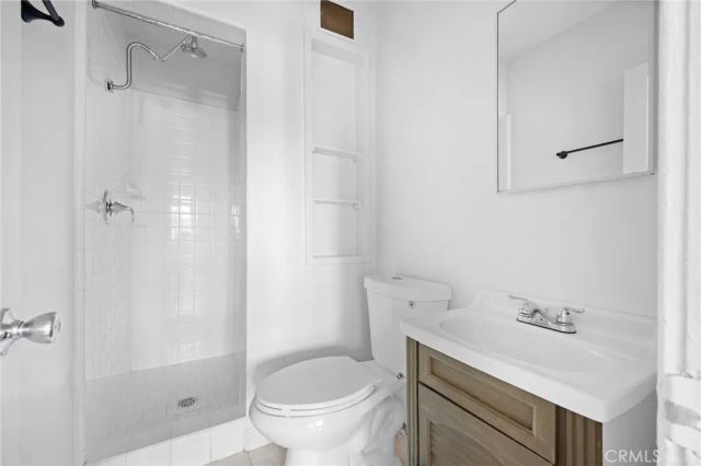 6634 Lankershim Boulevard C, North Hollywood, CA 91606