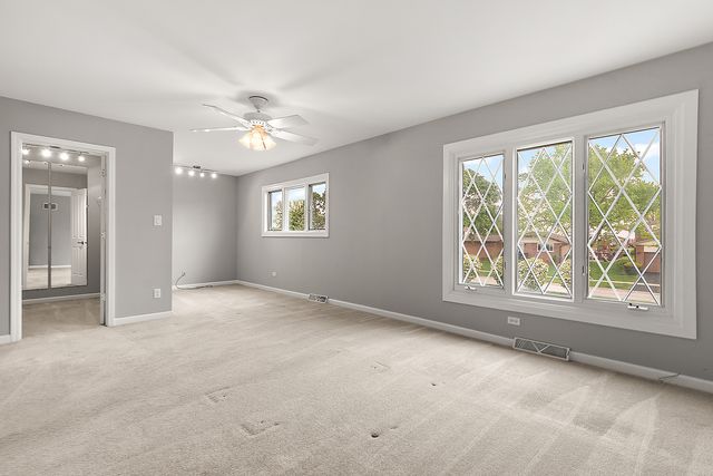 16324 Brementowne Drive, Tinley Park, IL 60477