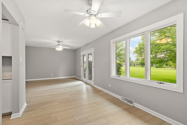 16324 Brementowne Drive, Tinley Park, IL 60477