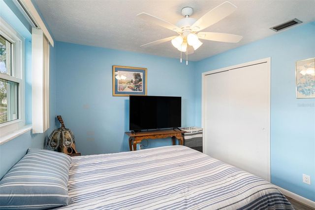 3811 RAVENNA DRIVE, Valrico, FL 33594