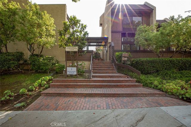 1349 N Columbus 16, Glendale, CA 91202