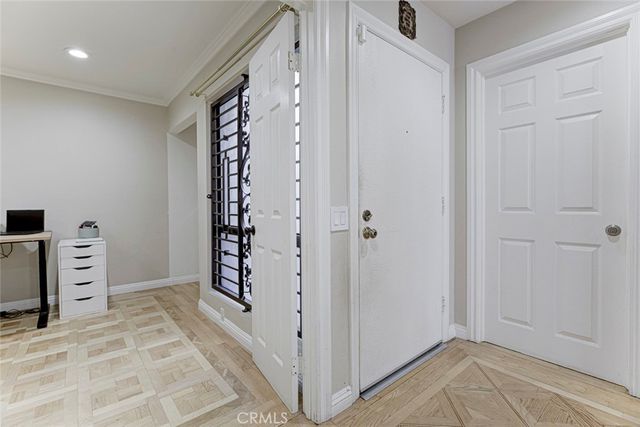 1349 N Columbus 16, Glendale, CA 91202