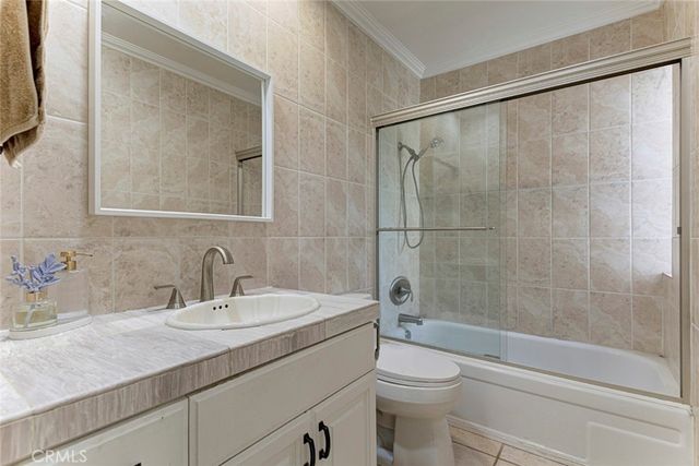 1349 N Columbus 16, Glendale, CA 91202