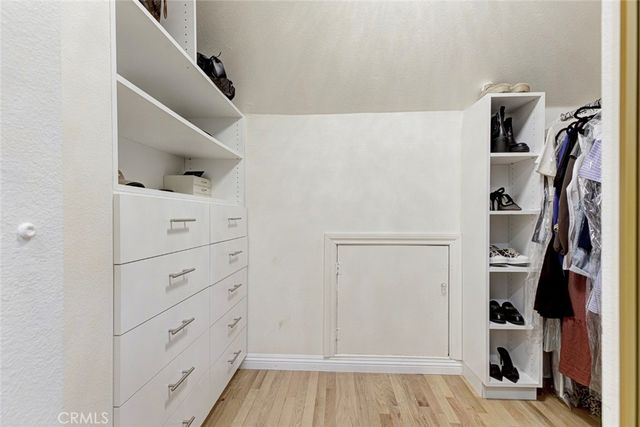 1349 N Columbus 16, Glendale, CA 91202