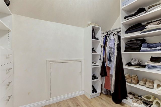 1349 N Columbus 16, Glendale, CA 91202