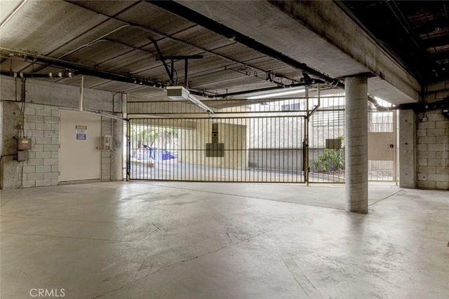 1349 N Columbus 16, Glendale, CA 91202