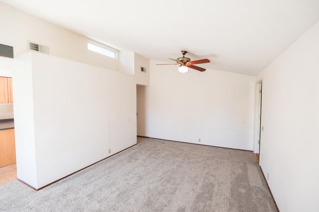 909 Harvard Pl, Woodland, CA 95695