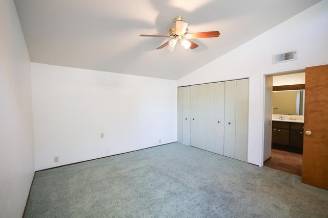 909 Harvard Pl, Woodland, CA 95695