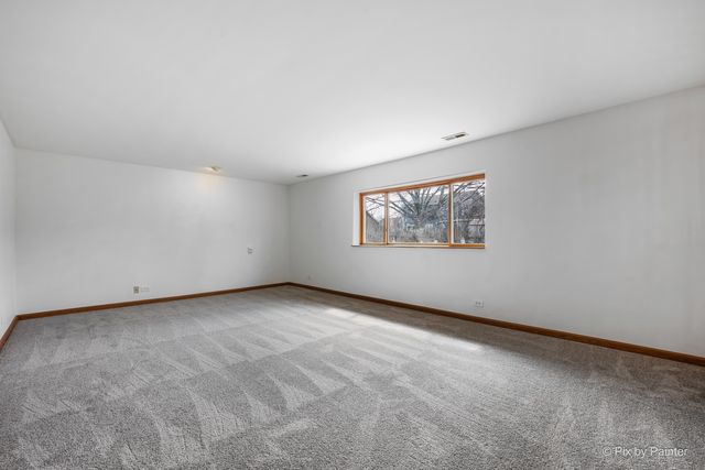 2083 Maplewood Circle, Naperville, IL 60563