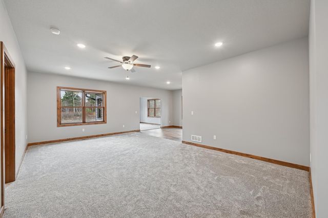 16908 Piper Lane, Brainerd, MN 56401