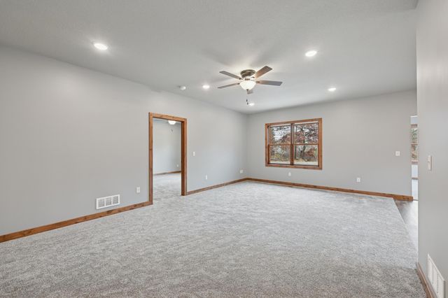 16908 Piper Lane, Brainerd, MN 56401