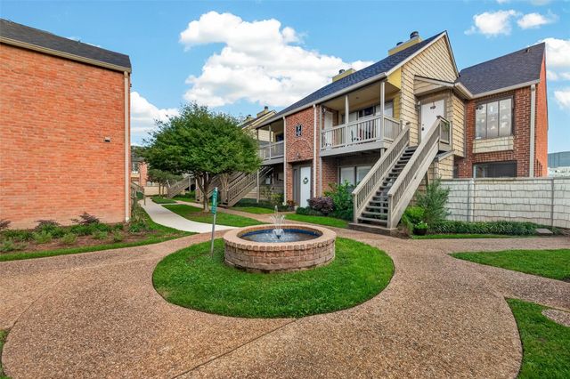 2829 Timmons Lane 144, Houston, TX 77027