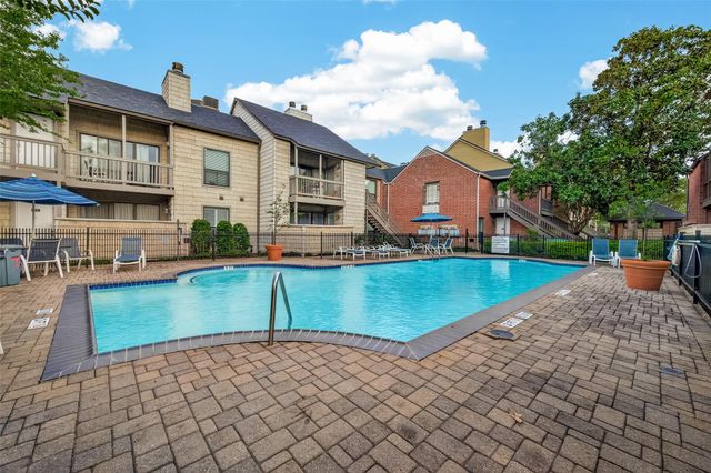 2829 Timmons Lane 144, Houston, TX 77027