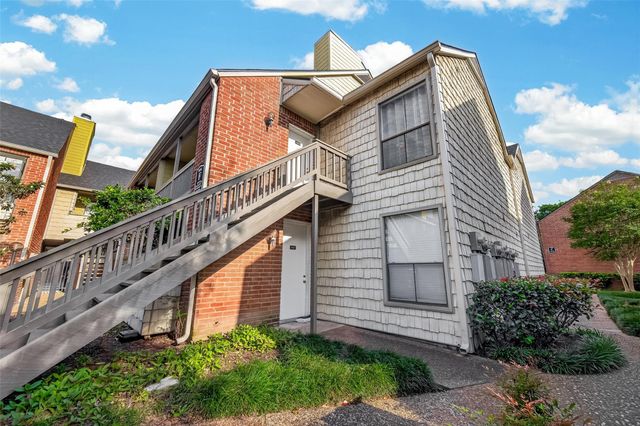 2829 Timmons Lane 144, Houston, TX 77027