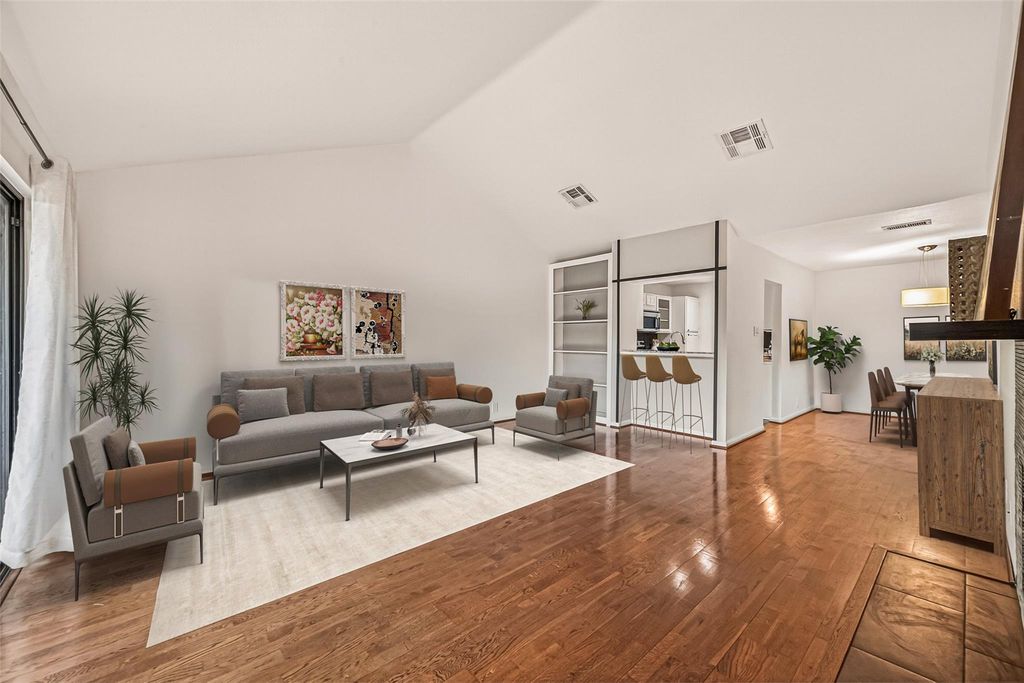 2829 Timmons Lane 144, Houston, TX 77027