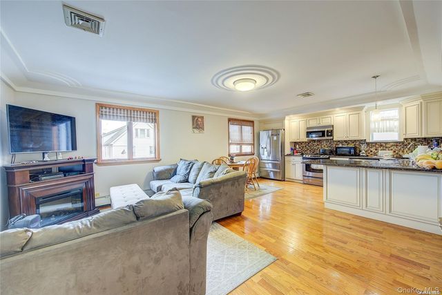 43-33 163rd Street, Flushing, NY 11358