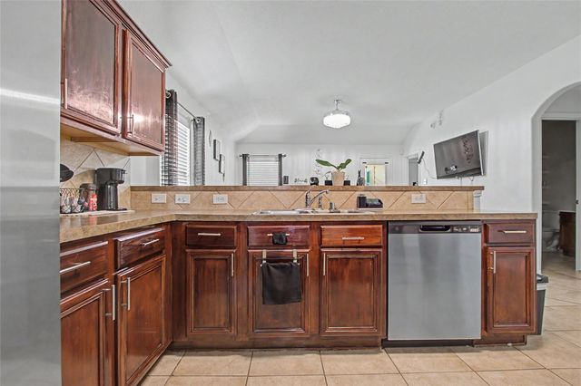11219 Northam Drive, Tomball, TX 77375