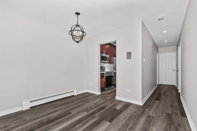 938 NORTH Boulevard 402, Oak Park, IL 60301