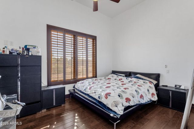 7320 E SWEETWATER Avenue, Scottsdale, AZ 85260