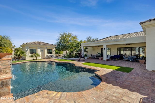 7320 E SWEETWATER Avenue, Scottsdale, AZ 85260