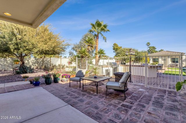 7320 E SWEETWATER Avenue, Scottsdale, AZ 85260