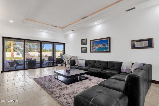 7320 E SWEETWATER Avenue, Scottsdale, AZ 85260