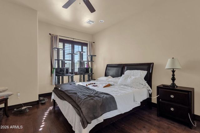 7320 E SWEETWATER Avenue, Scottsdale, AZ 85260