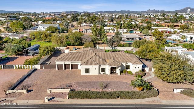 7320 E SWEETWATER Avenue, Scottsdale, AZ 85260