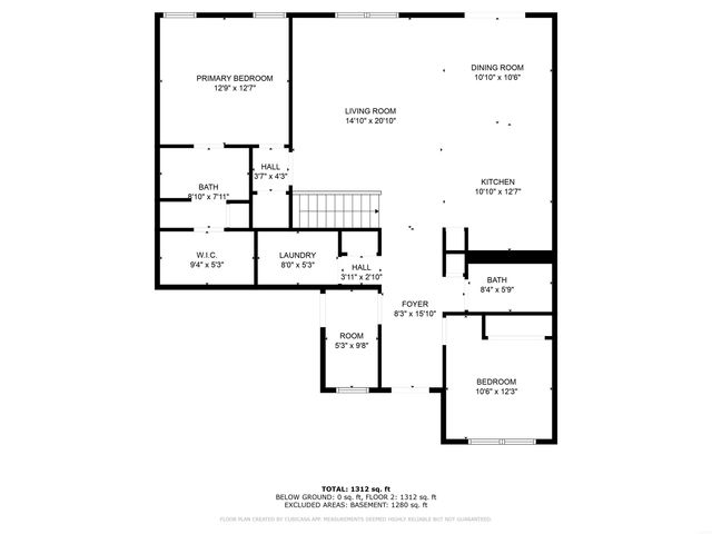 2735 Amber Valley Road, Cedar Falls, IA 50613
