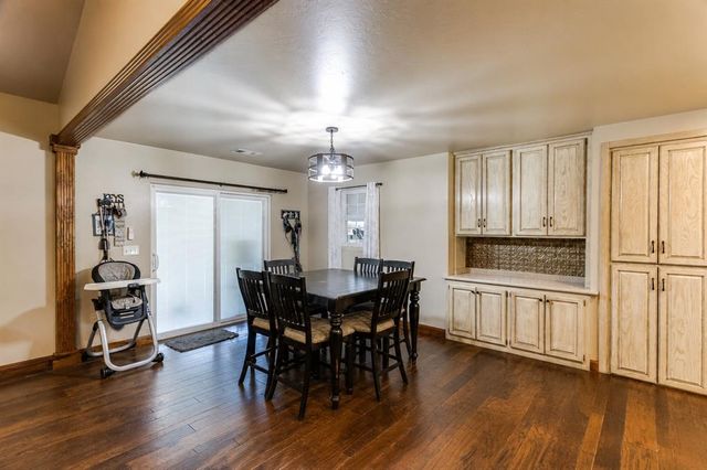 1901 S Country Club Road, Newcastle, OK 73065