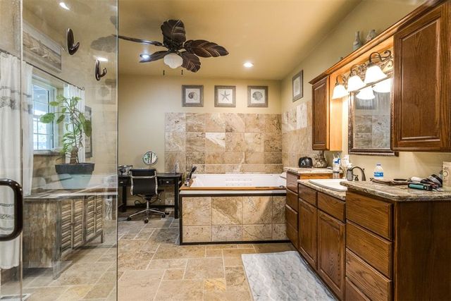 1901 S Country Club Road, Newcastle, OK 73065