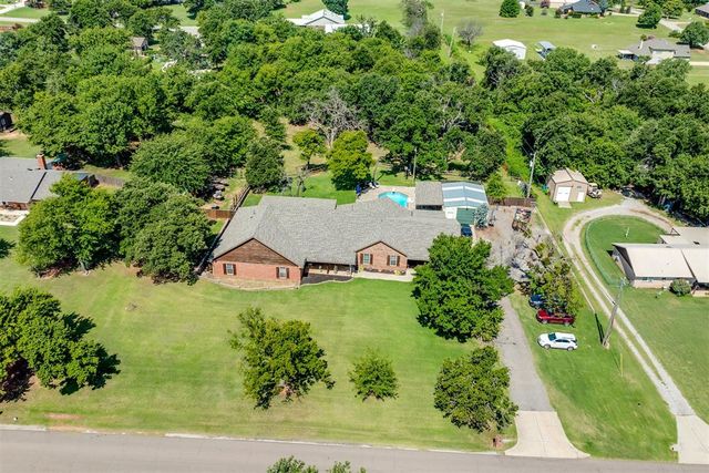 1901 S Country Club Road, Newcastle, OK 73065