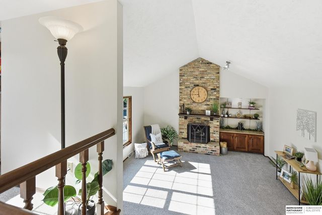 1606 Farrell Drive, Bellevue, NE 68005